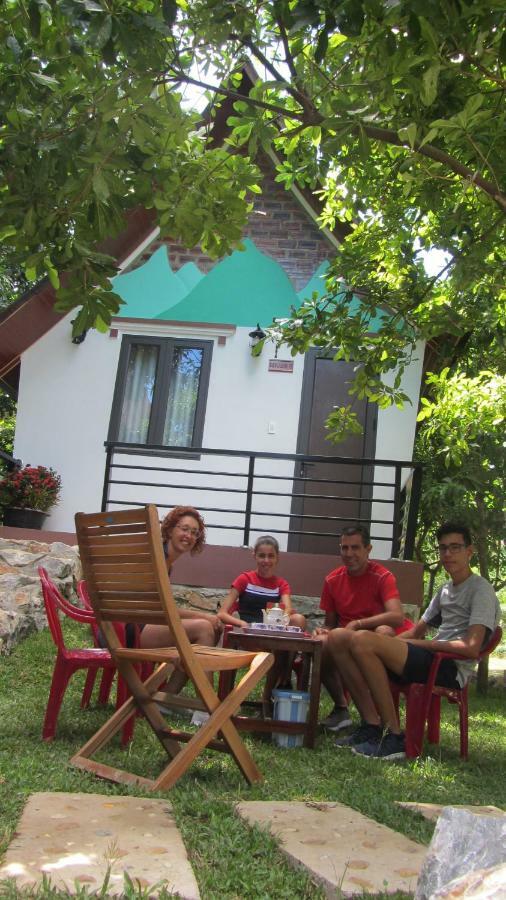 Tropical Valley Homestay - Villas Phong Nha Exteriér fotografie